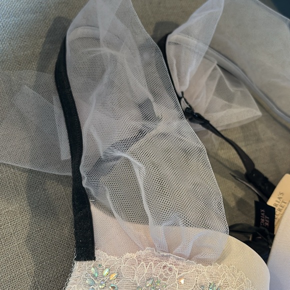 Victorias Secret Bra ✨ - Picture 8 of 8